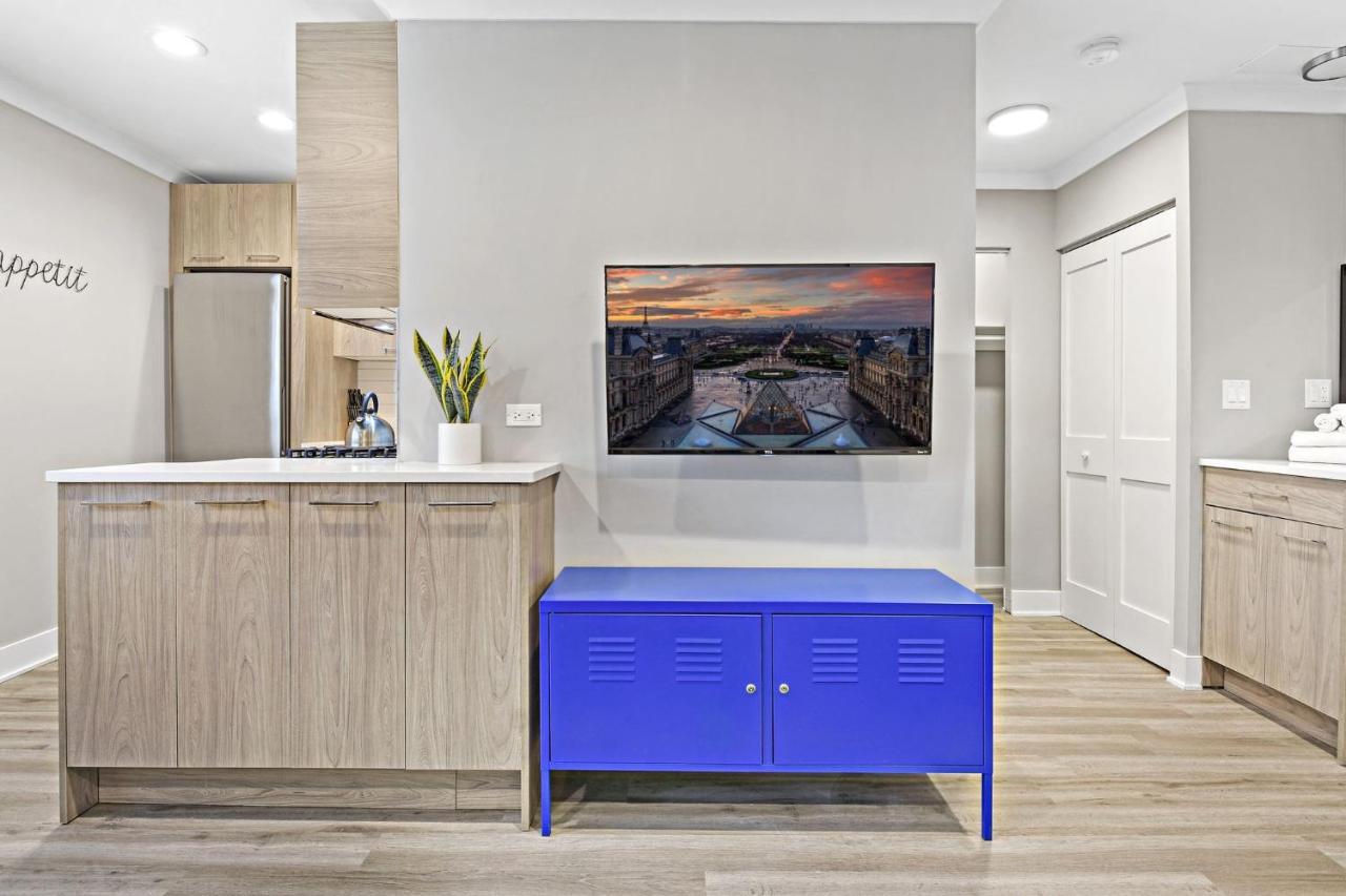 Sophisticated Studio Apartment With Modern Kitchen - Oakdale Od2 Rep Чикаго Экстерьер фото