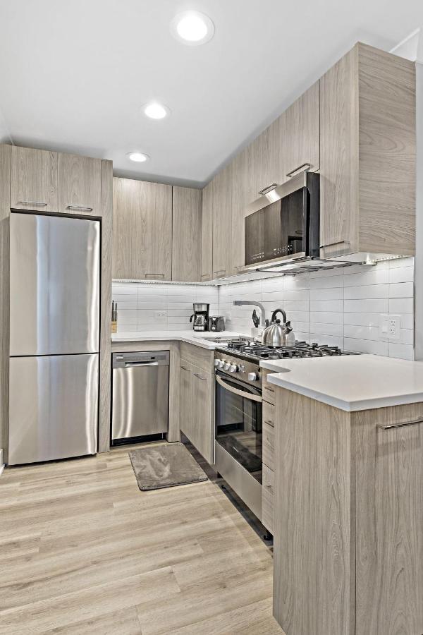 Sophisticated Studio Apartment With Modern Kitchen - Oakdale Od2 Rep Чикаго Экстерьер фото