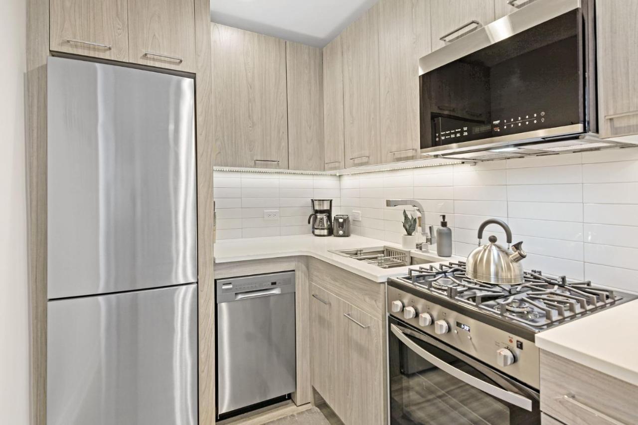 Sophisticated Studio Apartment With Modern Kitchen - Oakdale Od2 Rep Чикаго Экстерьер фото