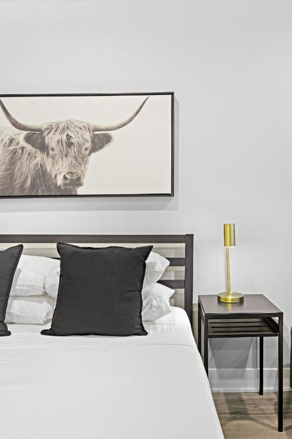 Sophisticated Studio Apartment With Modern Kitchen - Oakdale Od2 Rep Чикаго Экстерьер фото