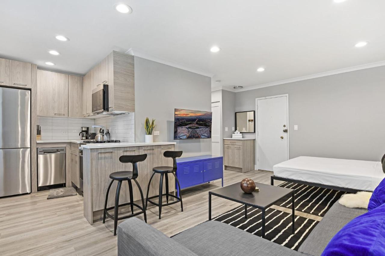 Sophisticated Studio Apartment With Modern Kitchen - Oakdale Od2 Rep Чикаго Экстерьер фото